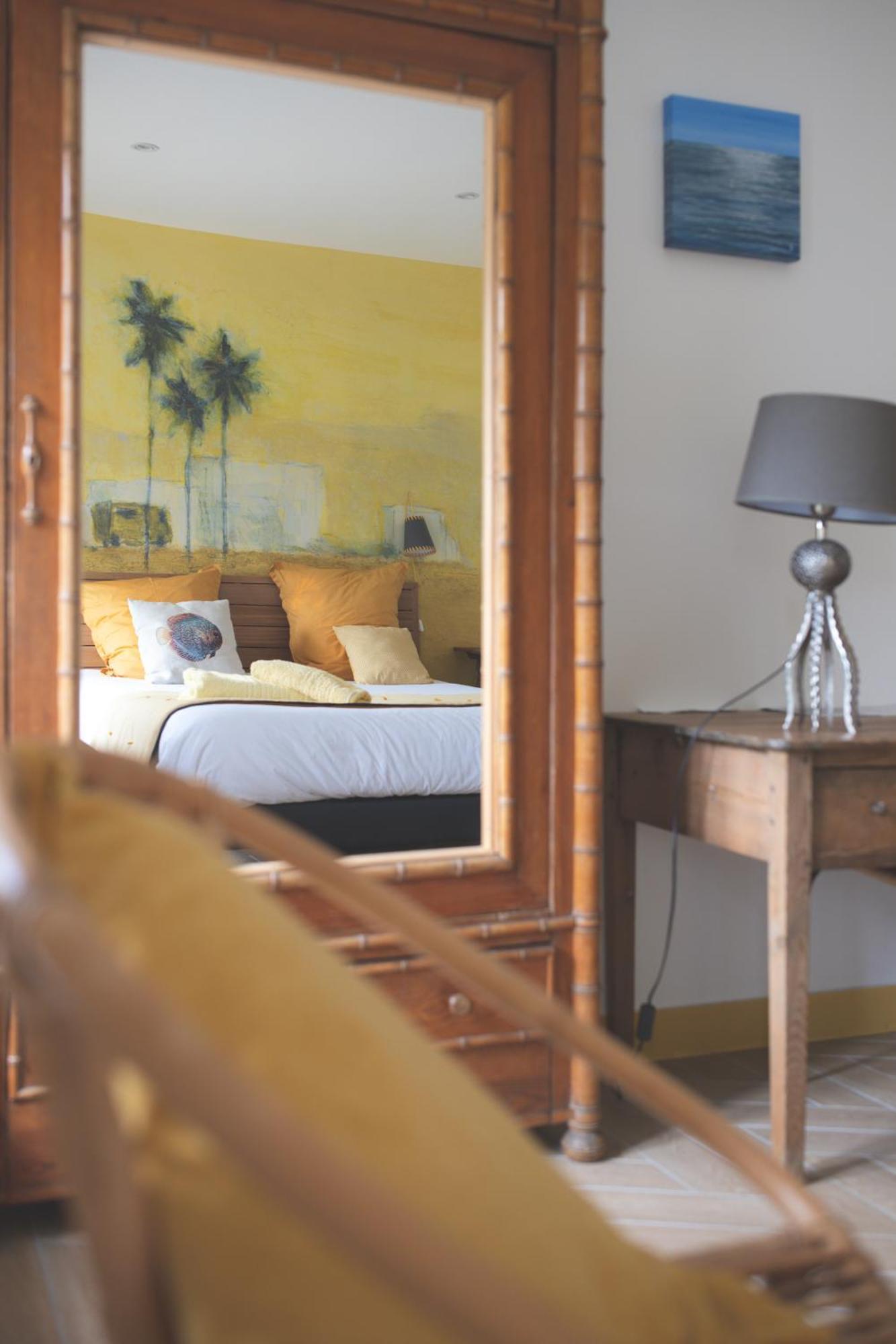 Escale De Gerbold Bed and Breakfast Gratot Εξωτερικό φωτογραφία